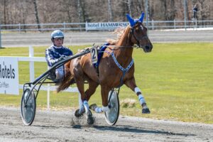 Citygirl D F med Martin Sjoeholm Jensen 1 maj 2021 Fotograf Torben Ager Travfoto Bornholm TKA 8826