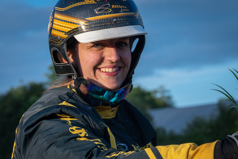 Jægersro - Sådan gik det for danskerne Laura_Pedersen_15._juni_2021_Fotograf_Torben_Ager_Travfoto_Bornholm_TKA_1354