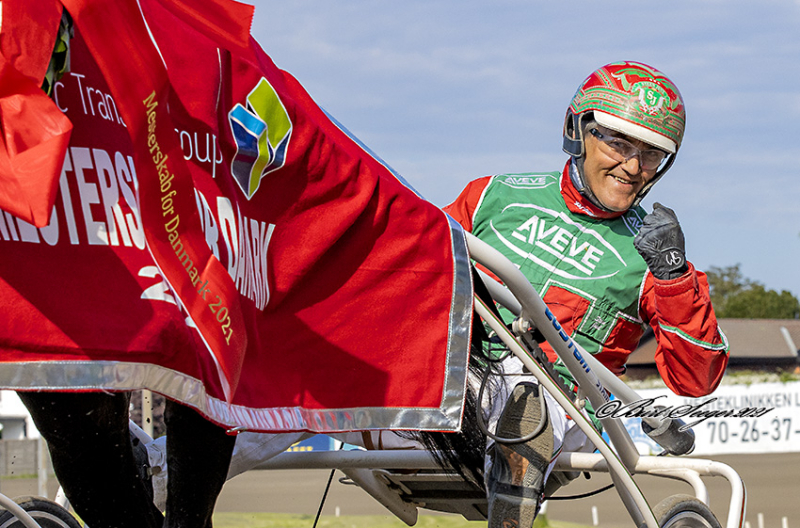 Kort nyt fra ind- og udland Steen_Juul_D2I0431