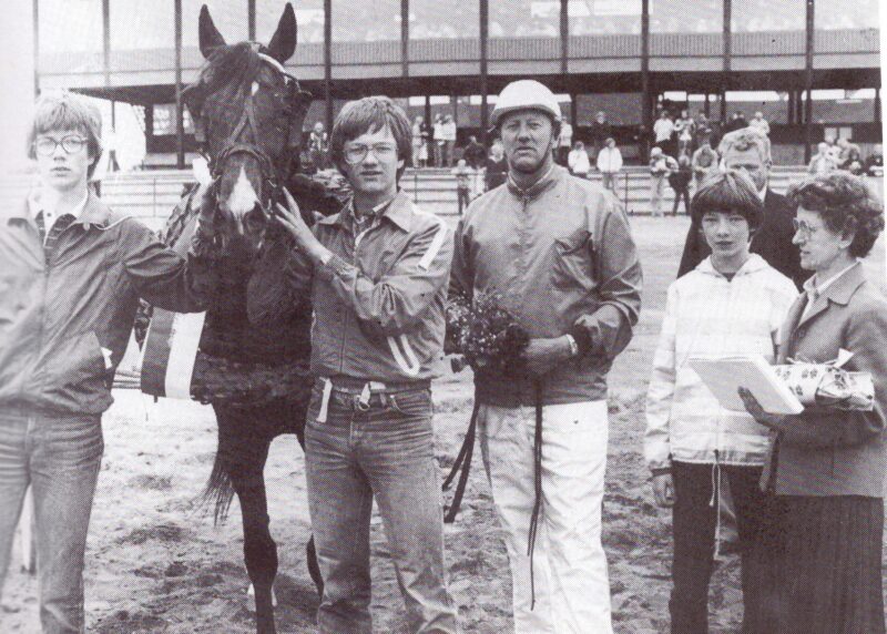 Egon Noerlem Dux Hjordal 10 aar jubilaeum Billund e1626338385469