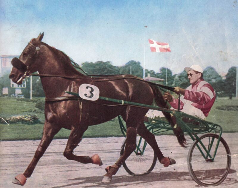 F- hestenes Derby - i 1944 vinder Future Aage Kristoffersen og Future