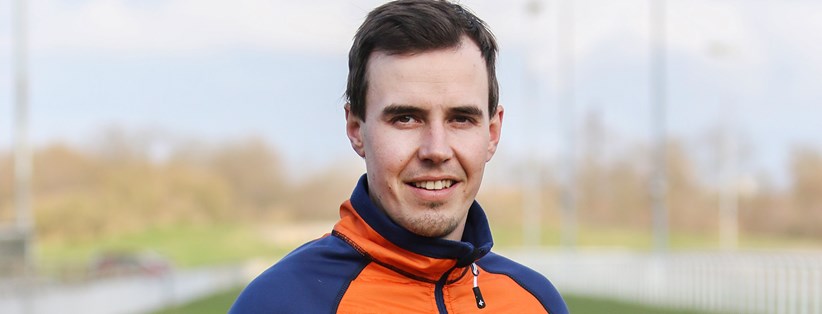 Korfitsen - Debut til Ikon Vangs halvbror Kasper