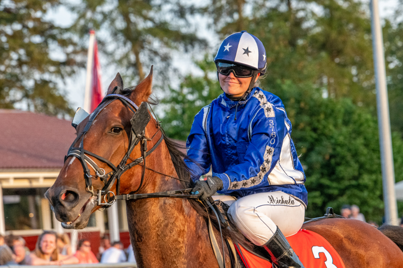 Winston E M med Michala Haagensen Bornholms Brand Park 25 juni 2019 Fotograf Torben Ager Travfoto Bornholm TKA 8130