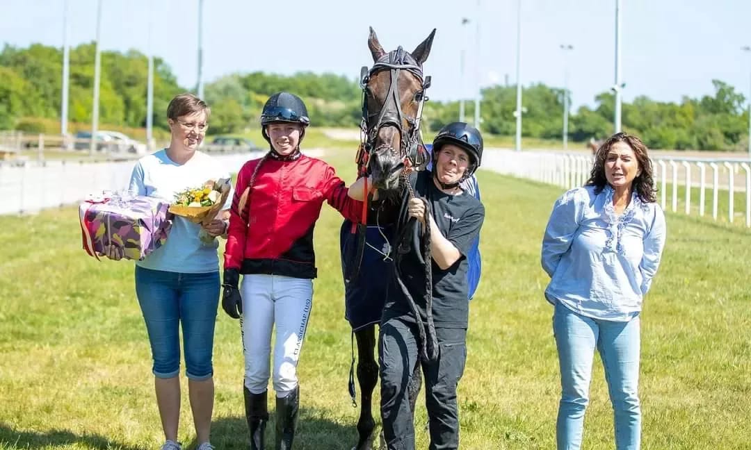 Camilla Munk Boeck gør det godt 347429630_980068883416031_9099939615165781475_n