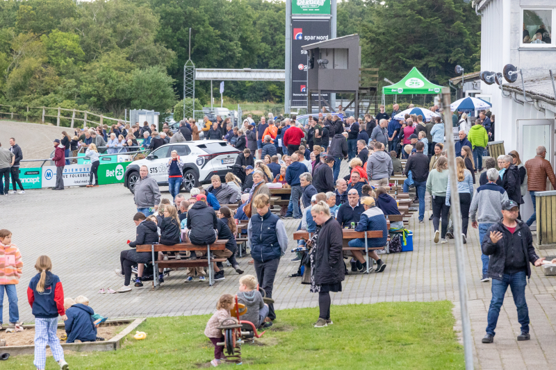 Skive Trav står for fredagens danske travløb skive_trav_6
