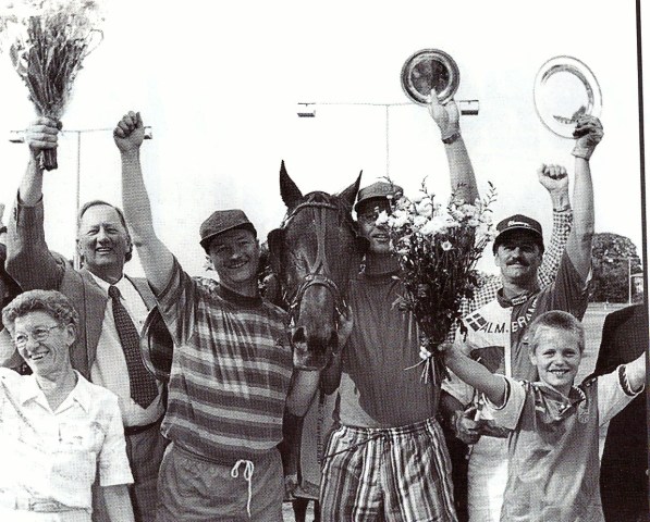 1996 Wee Hjordal fejres Egon Noerlem Henrik Loenborg Foto BS