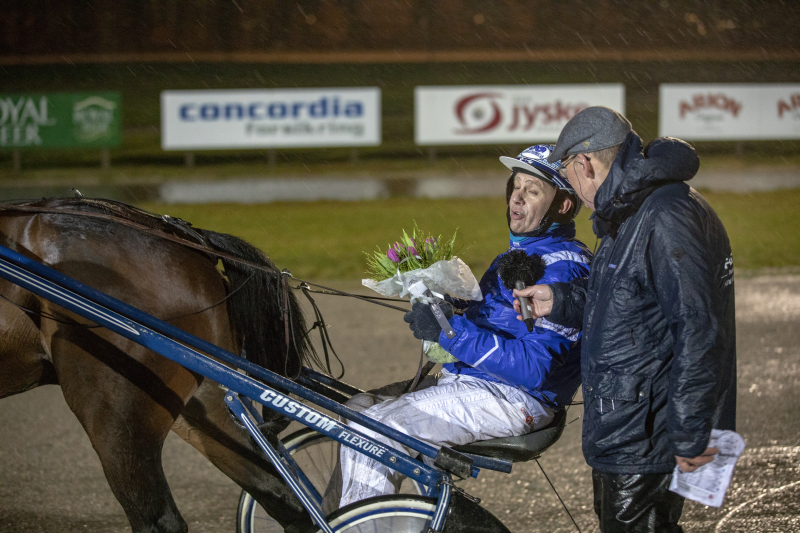 Solgt her - Gav Feltheim sin første sejr GP4A5086_Action_Scott_Rene_Feltheim_ (1)