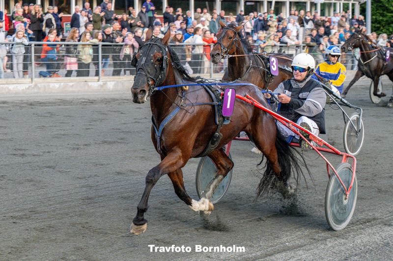 G Cross med Per Andersson 22 juli 2025 Fotograf Torben Ager Travfoto Bornholm TKA 6822