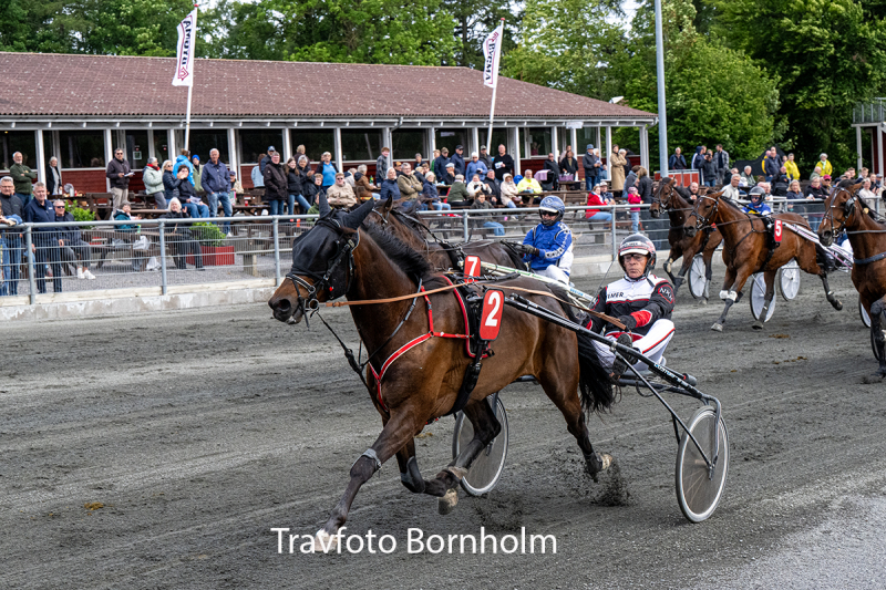 Hazard Hjortsh j med Niels Kristian Hansen 16 juni 2026 Fotograf Torben Ager Travfoto Bornholm TKA 5547