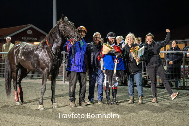 First Osiris med Frederikke Strokkebro 15 september 2026 Fotograf Torben Ager Travfoto Bornholm TKA 4270
