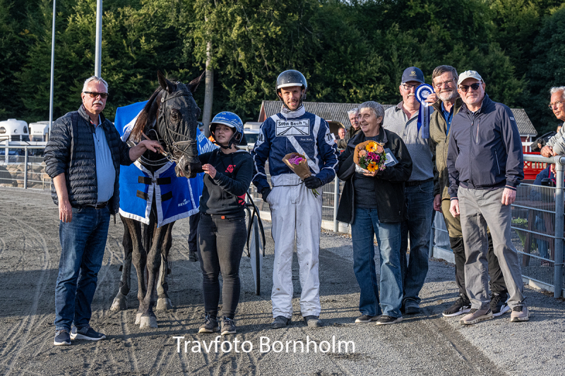 Lodvig Baunely med Theis M ller 1 september 2026 Fotograf Torben Ager Travfoto Bornholm TKA 3188