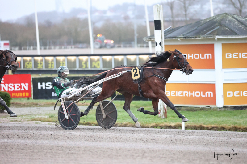 Sejr til Kleopatra S F – et eksempel på Readly Express’ arv 895A7719-1