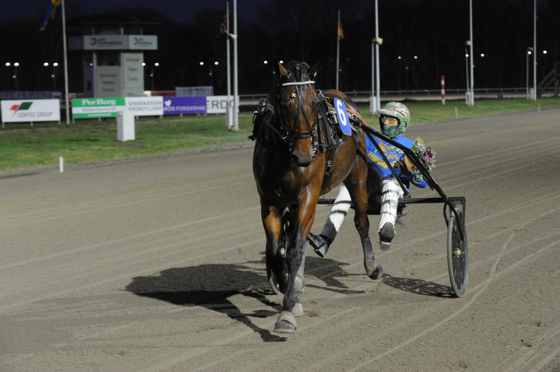 Hattrick til Donavan Face DSC_5974