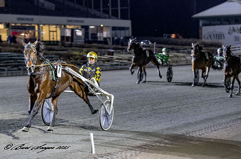 GLORIUS RAIN S2 3635 1