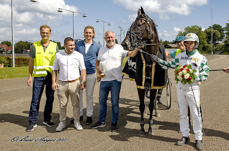 GOLDEN RAIN D2I8950 1