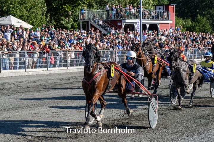 G Cross med Per Anderrsson 28 juli 2026 Fotograf Torben Ager Travfoto Bornholm TKA 0690