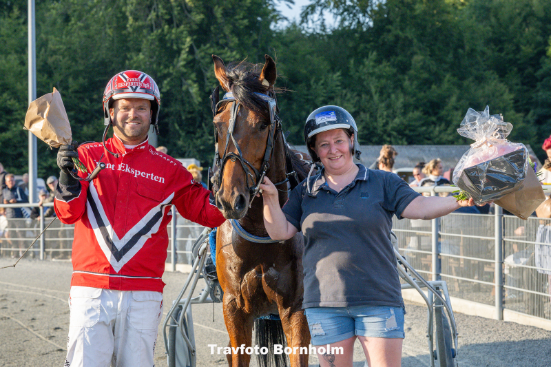 Søren Demant Andersen klar til international debut på Vincennes Gangsters_Paradise_med_S_ren_Demant_Andersen_29_juli_2025_Fotograf_Torben_Ager_Travfoto_Bornholm_TKA_7676