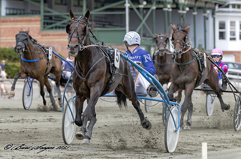 JUSTGIVEMEAREASON S2 5895