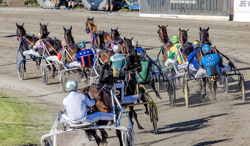 Kort nyt fra ind- og udland Sidste_omgang_i_Dansk_TravDerby_2020_BS_63581-3