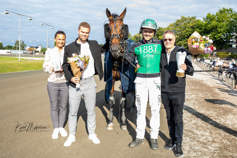 Amerikansk forstærkning til Flemming Jensen WhoopsHanover_0001_kopier-1-1